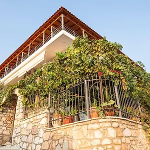 Bed & Breakfast Margarita Himare